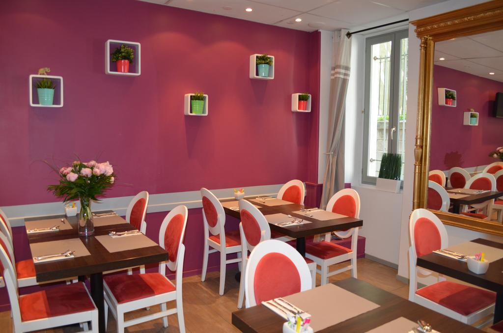 Les Corps Saints Hotel